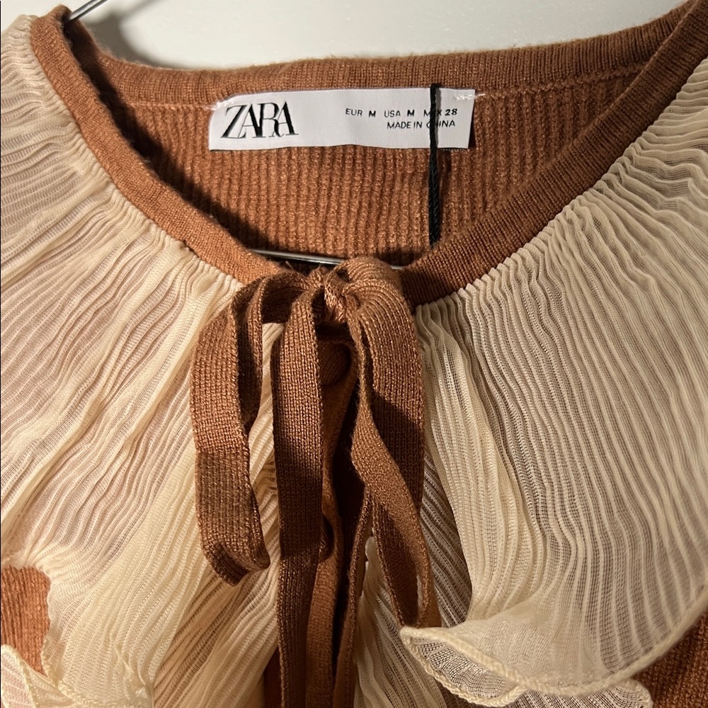 Zara Rust Brown Knit Top with Cream Ruffle Collar - Picture 2 of 7